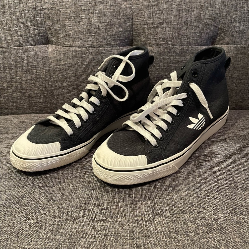 Adidas Nizza Hi top sneakers. Sz 10.5